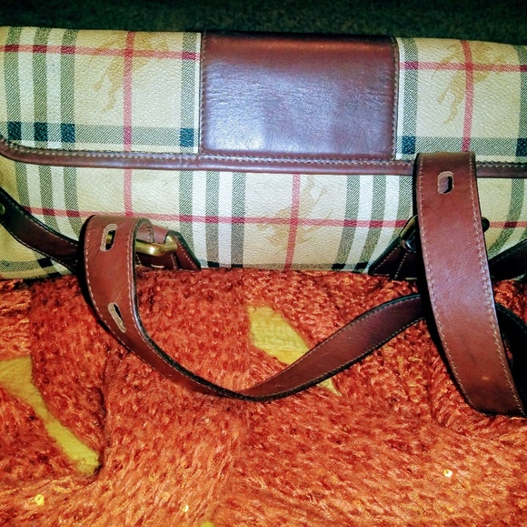 Burberry Haymarket Checked Buckled Satchel - Picture 4 of 6